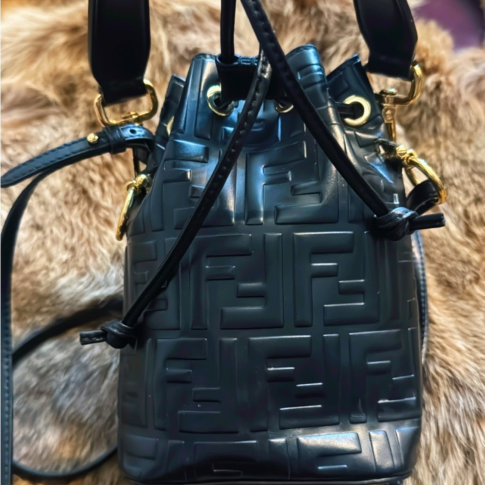Fendi mon tressor bag - Picture 3 of 6